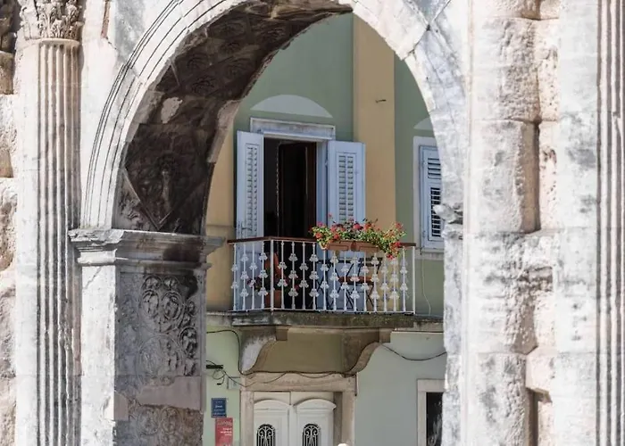 Portaaurea!romantic Balcony With A Wonderful View * بولا