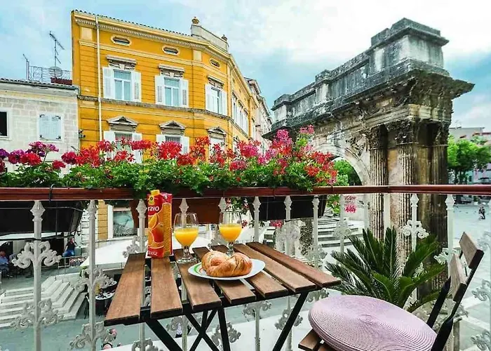 Portaaurea!romantic Balcony With A Wonderful View شقة بولا